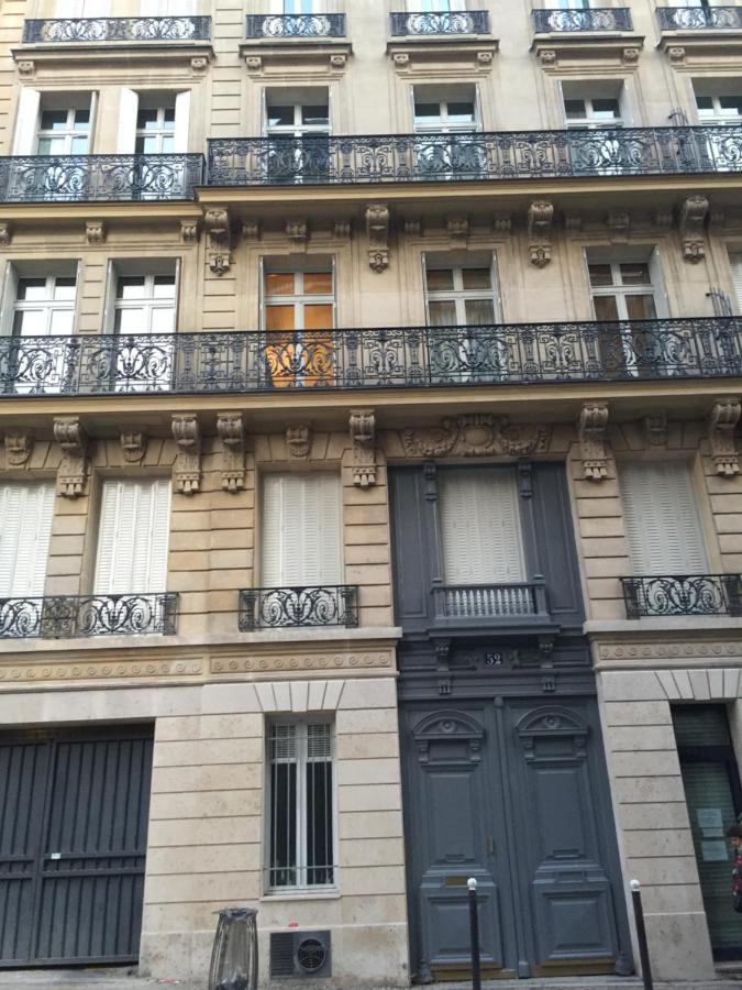 52 Clichy Bed & Breakfast - Chambre D'Hotes Paris Exterior photo
